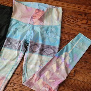 Teeki leggings